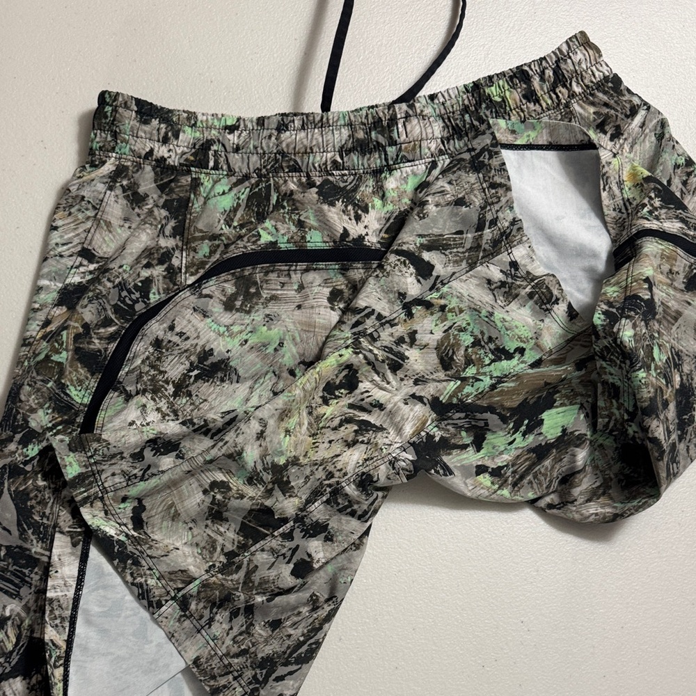Lululemon Pace Breaker Linerless Short 7" $68 - Picture 6 of 7